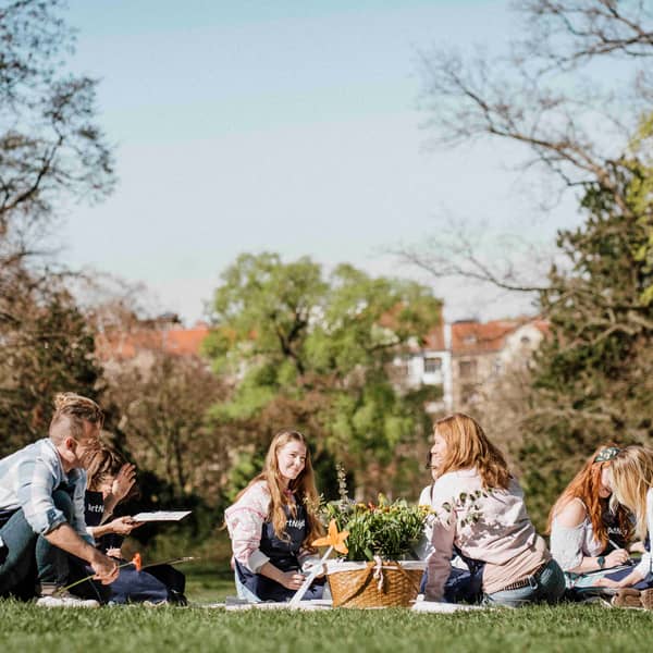ArtNight Aquarell im Park Sommer-Event Sommer-Erlebnis Aquarellmalerei Malkurs Kreativworkshop ArtNight Aquarell im Park Sommer-Event Sommer-Erlebnis Aquarellmalerei Malkurs Kreativworkshop