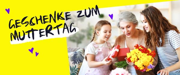 Mutter wird beschenkt